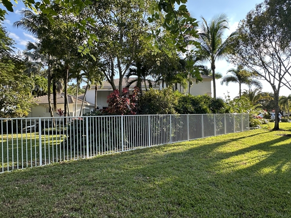 Aluminum Fence 49 - For a free estimate call 561.318.4788